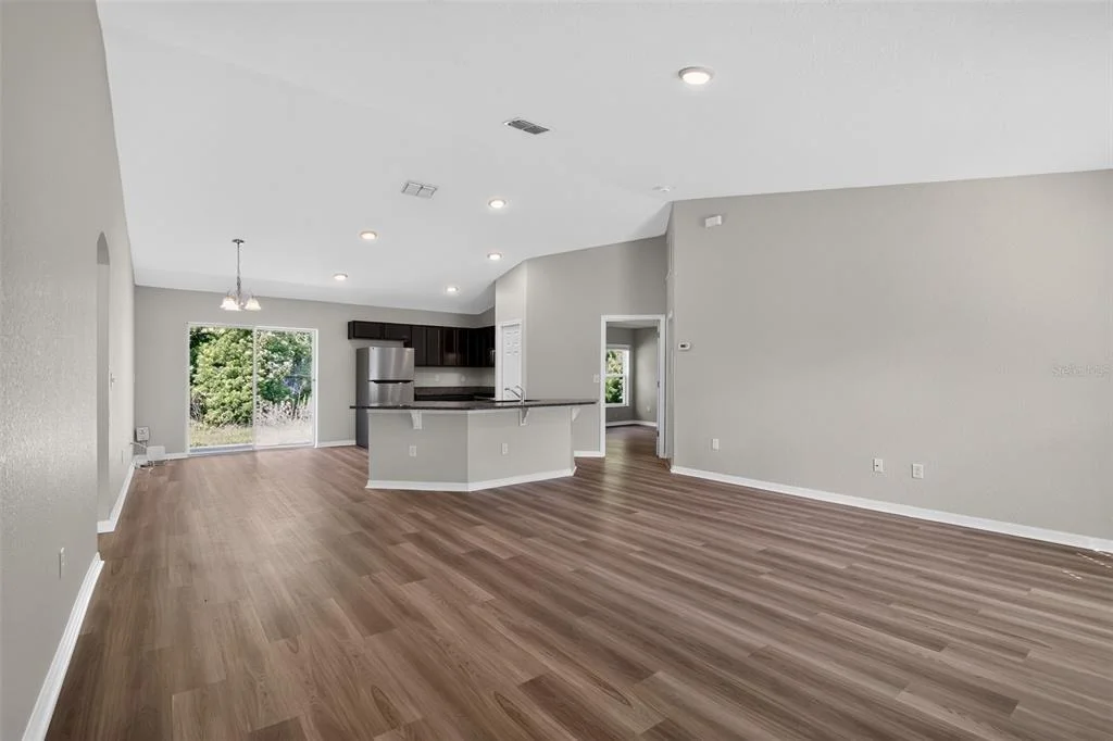 Photo of 16 SPRING LOOP COURT