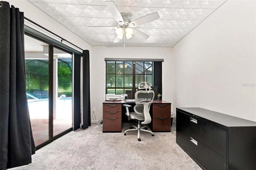 Photo of 550 PALMDALE DRIVE
