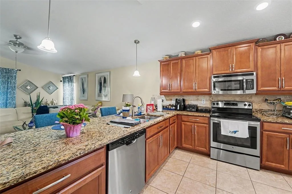 Photo of 10048 IVES LOOP