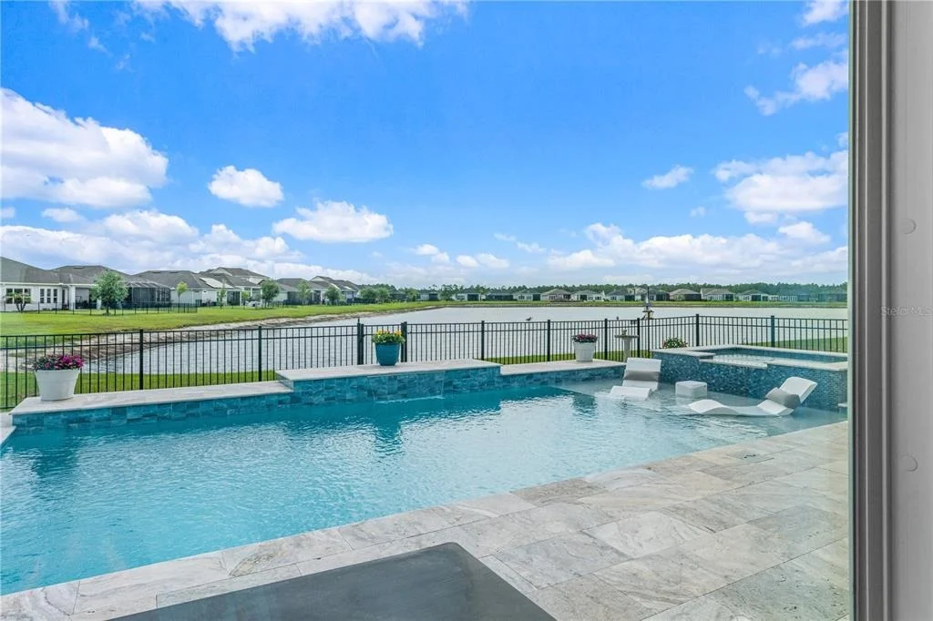 Photo of 268 MOSAIC BOULEVARD