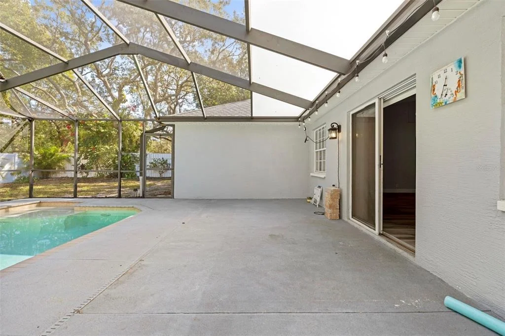 Photo of 8155 GIFFEN LANE