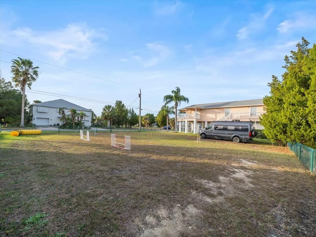 Photo of 3332 OLEANDER DRIVE