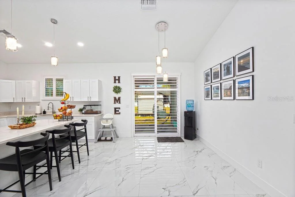 Photo of 3573 NW 18TH AVENUE