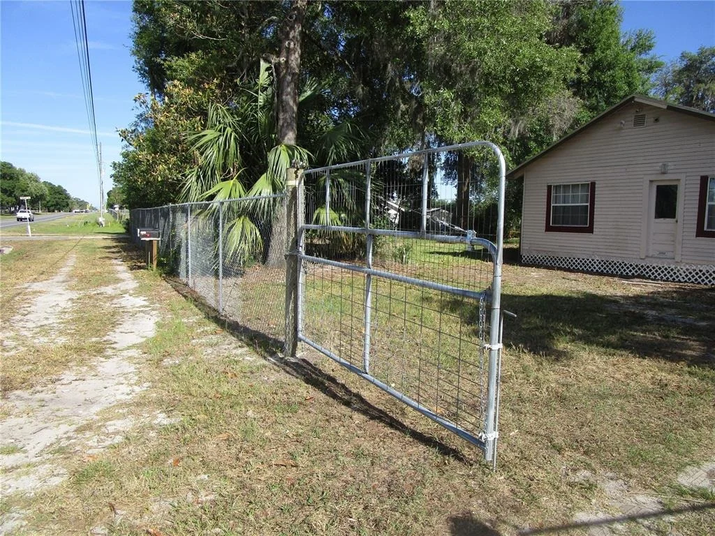 Photo of 20036 STATE ROAD 44