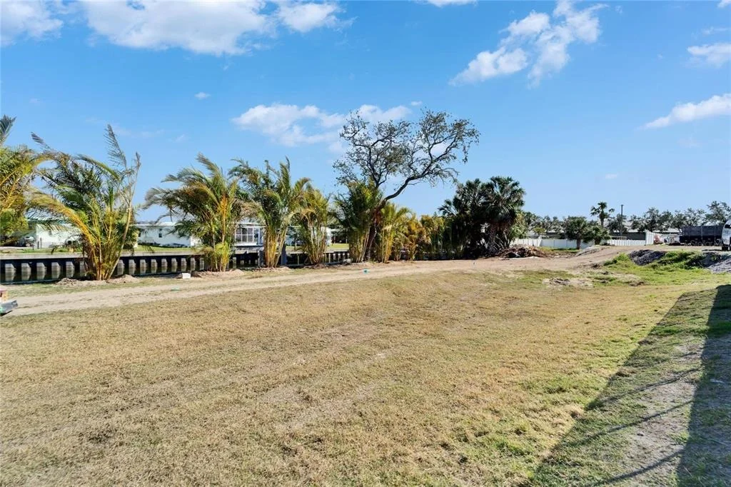 Photo of 6542 SIMONE SHORES CIRCLE