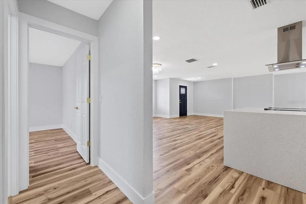 Photo of 12018 LINDEN DRIVE