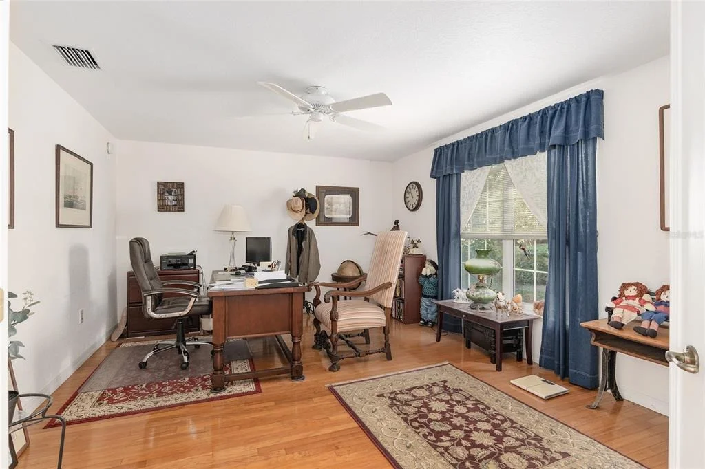 Photo of 999 NE 120 PLACE