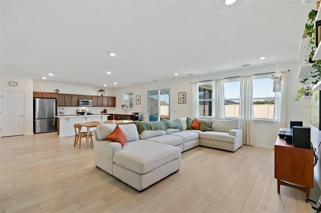 Photo of 71 SANTOS LANE