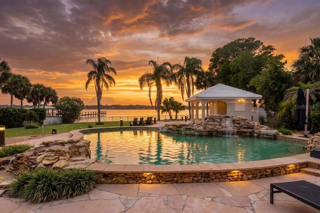 Photo of 626 RIVERSIDE DRIVE