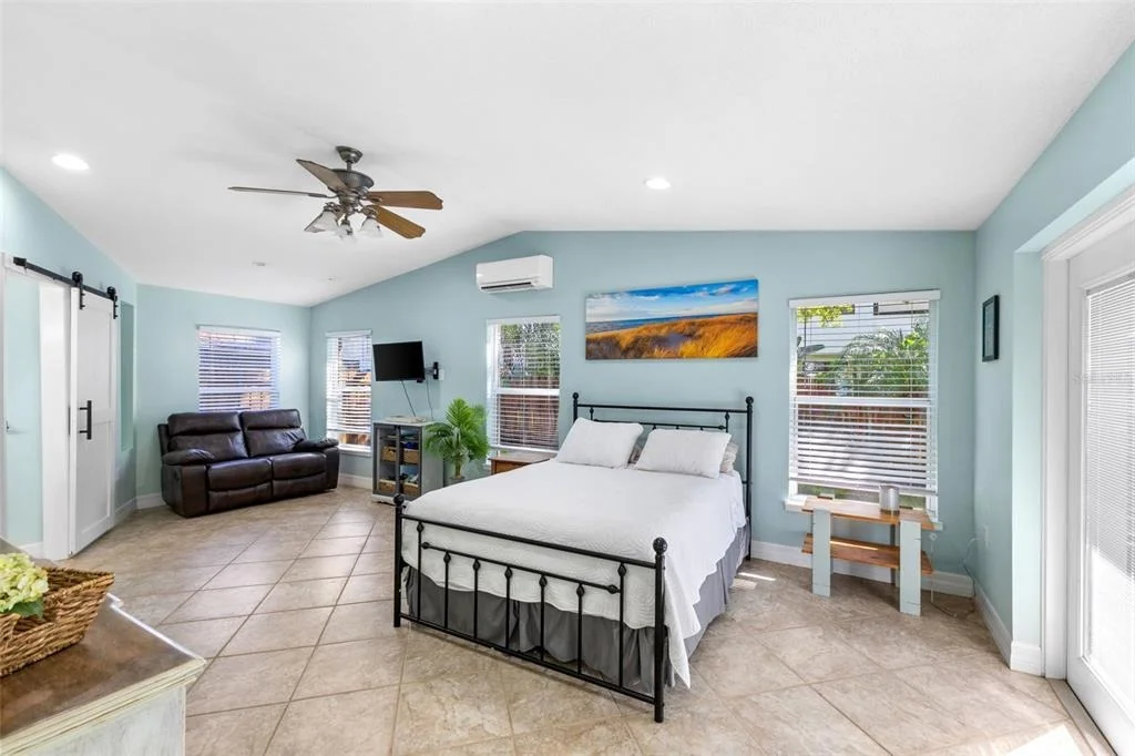 Photo of 2287 CAROLYN DRIVE