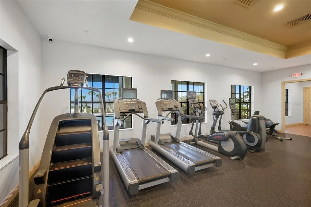 Photo of 921 RIVERSCAPE STREET