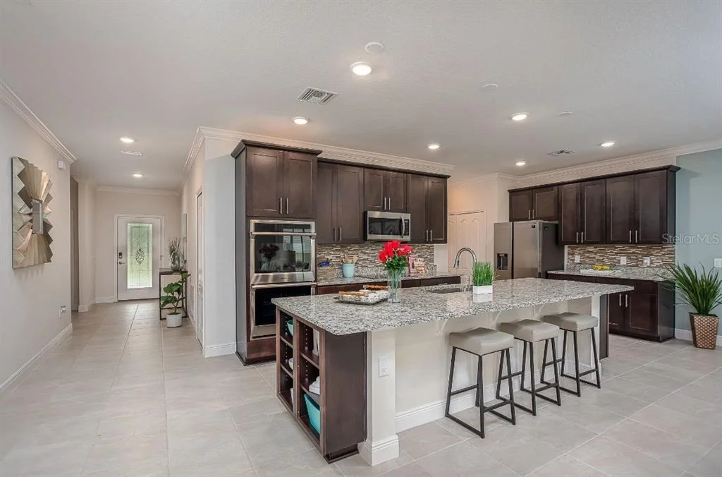 Photo of 8600 OAKSTONE CIRCLE