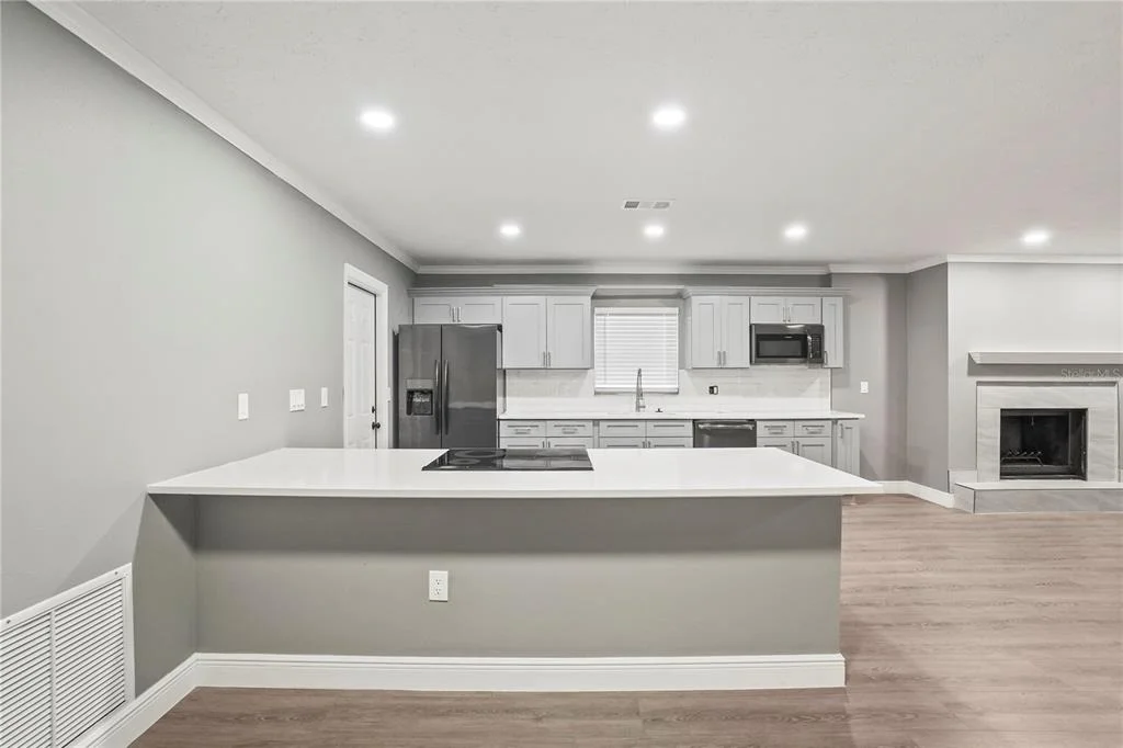 Photo of 1901 LAKEVIEW DRIVE