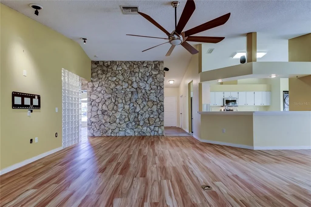 Photo of 1795 BAYHILL DRIVE