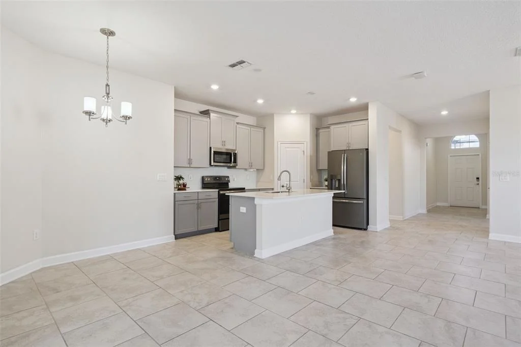Photo of 2733 ATTWATER LOOP