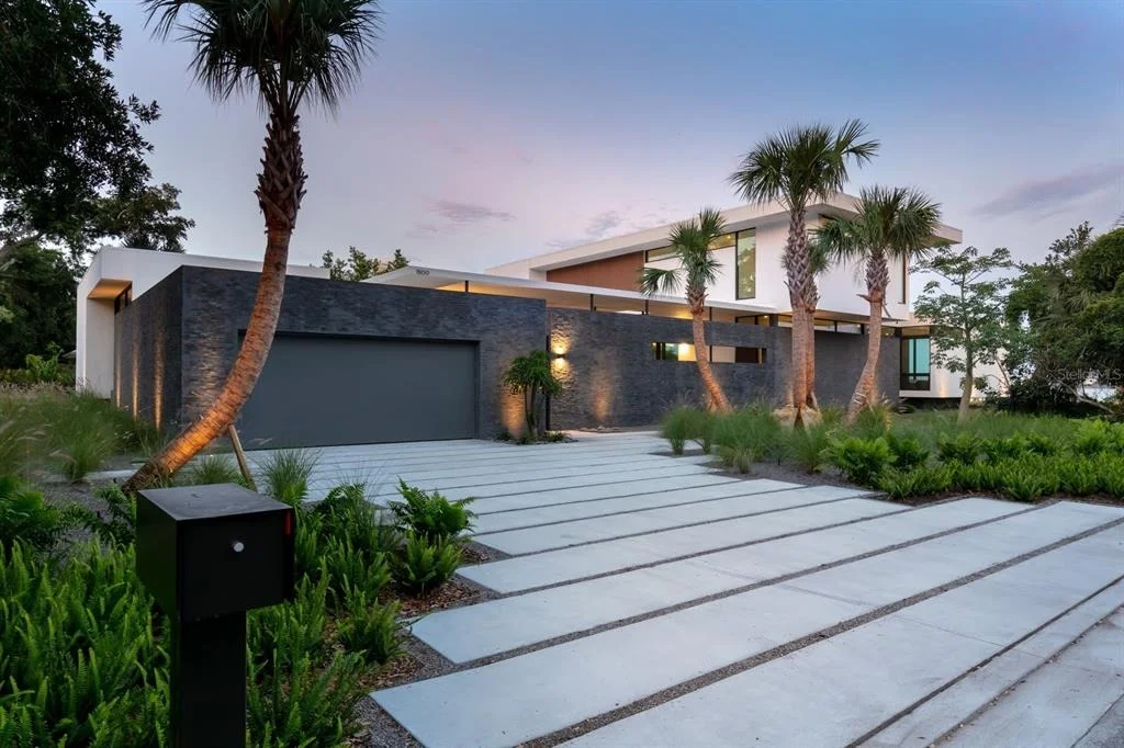 Photo of 1500 BAYVIEW DRIVE