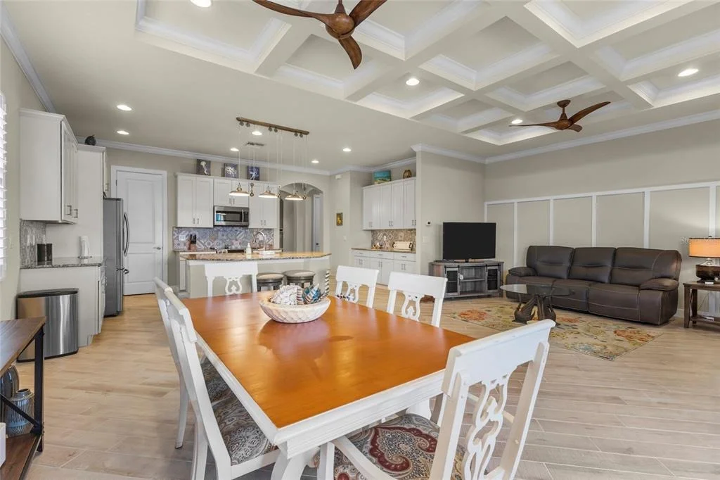 Photo of 24252 GALLBERRY DRIVE