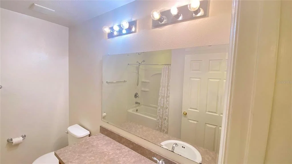 Photo of 1681 STRATHMORE CIRCLE