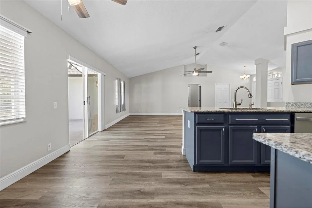 Photo of 8155 GIFFEN LANE