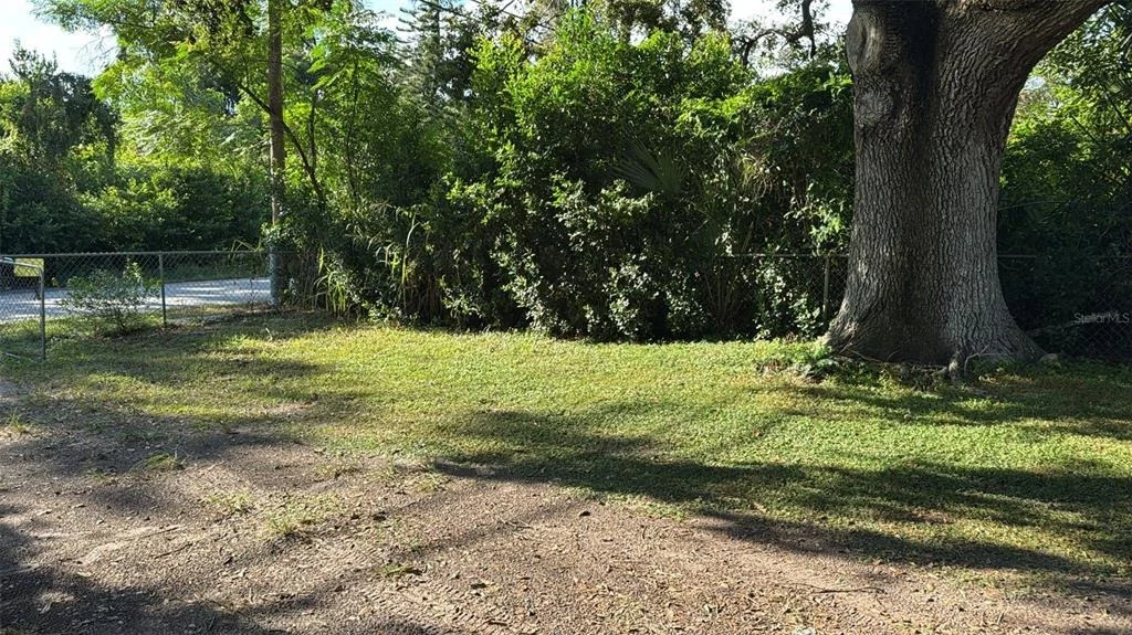 Photo of 13014 LINCOLN ROAD