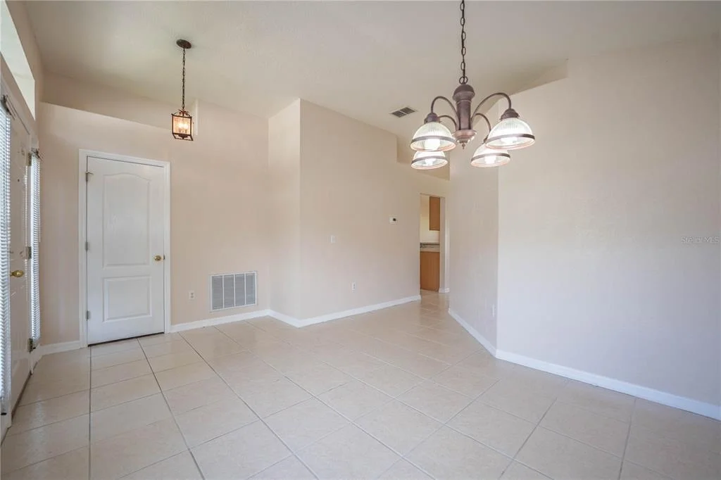 Photo of 6852 SHADOWCAST LANE