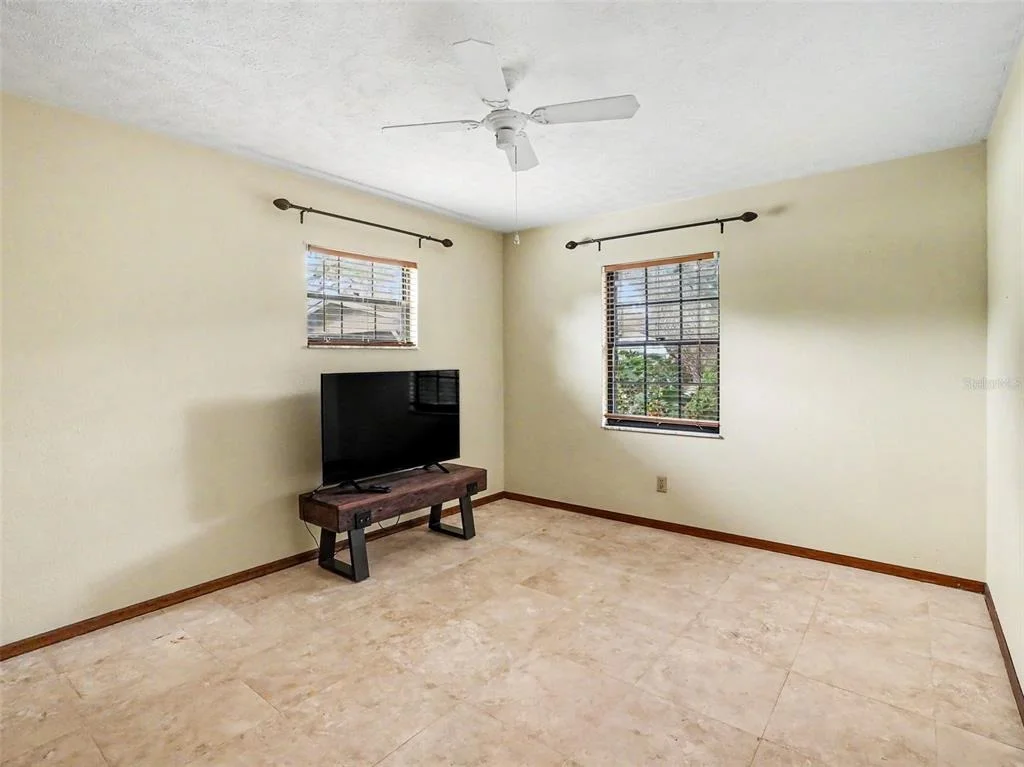 Photo of 4870 CITRUS OAK LANE