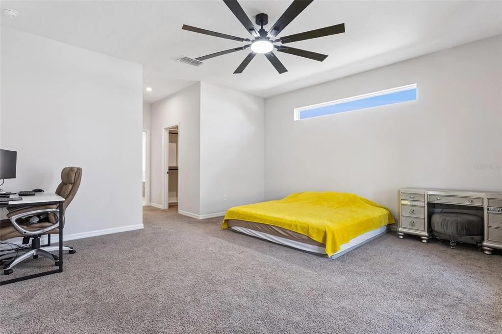 Photo of 1111 LONE PALM WAY