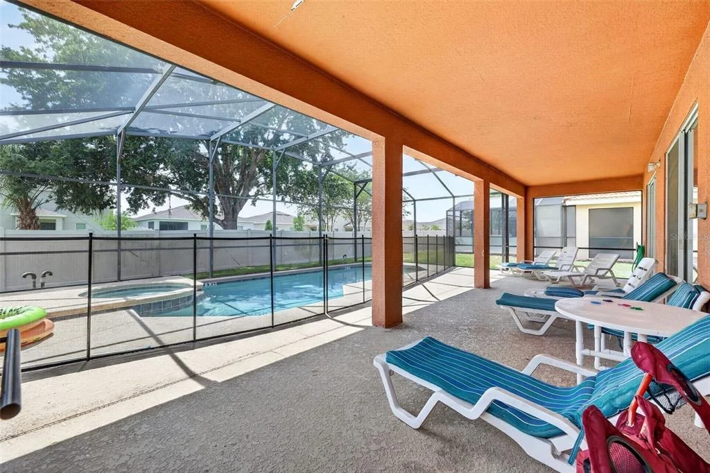 Photo of 928 SOLANA CIRCLE