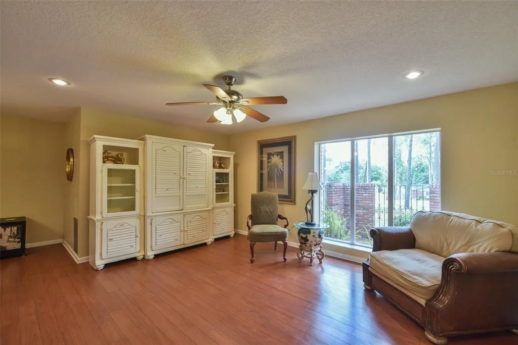 Photo of 4243 SE 8TH STREET