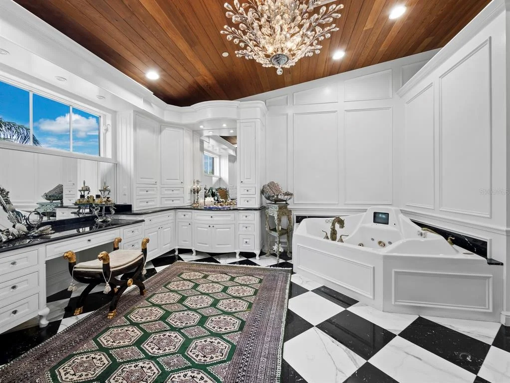 Photo of 6685 GULF OF MEXICO DRIVE