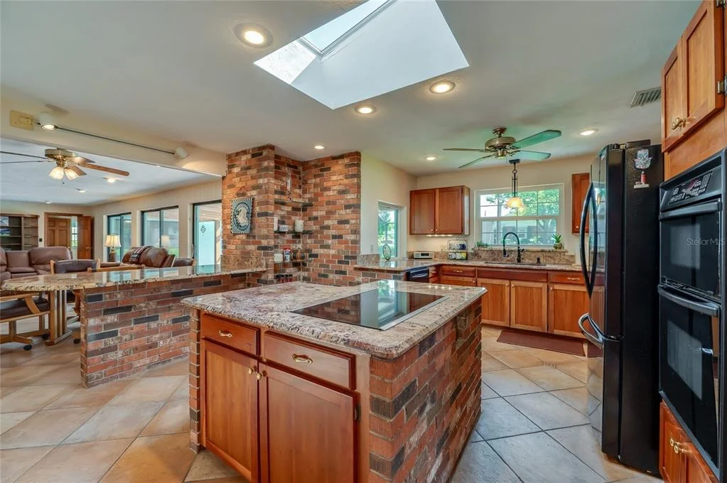 Photo of 697 JOHN ANDERSON DRIVE