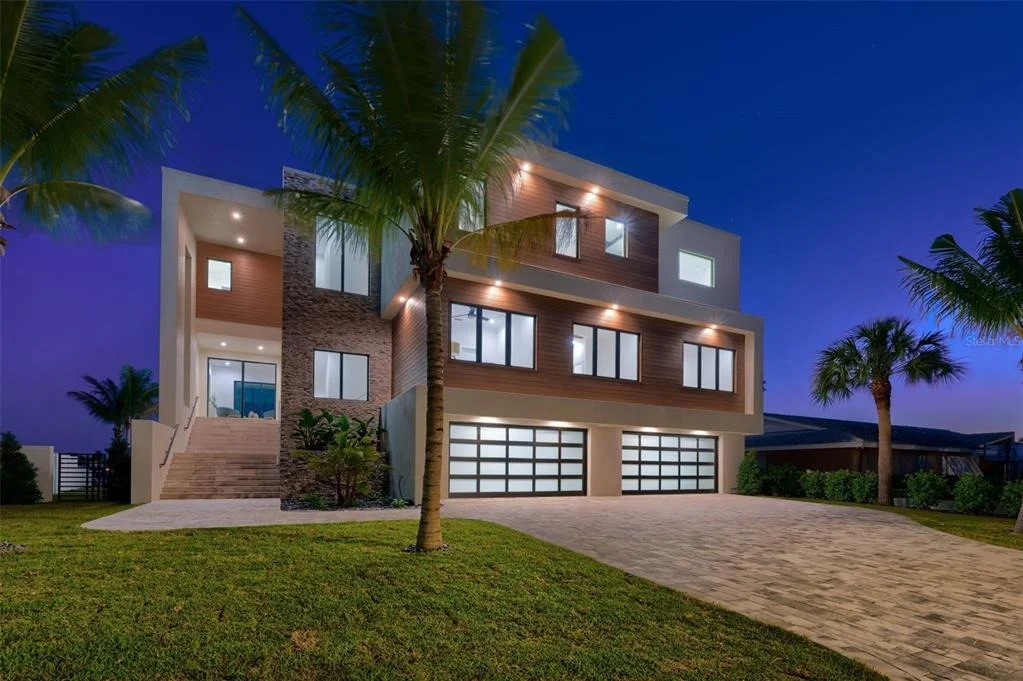 Photo of 236 HOWARD DRIVE