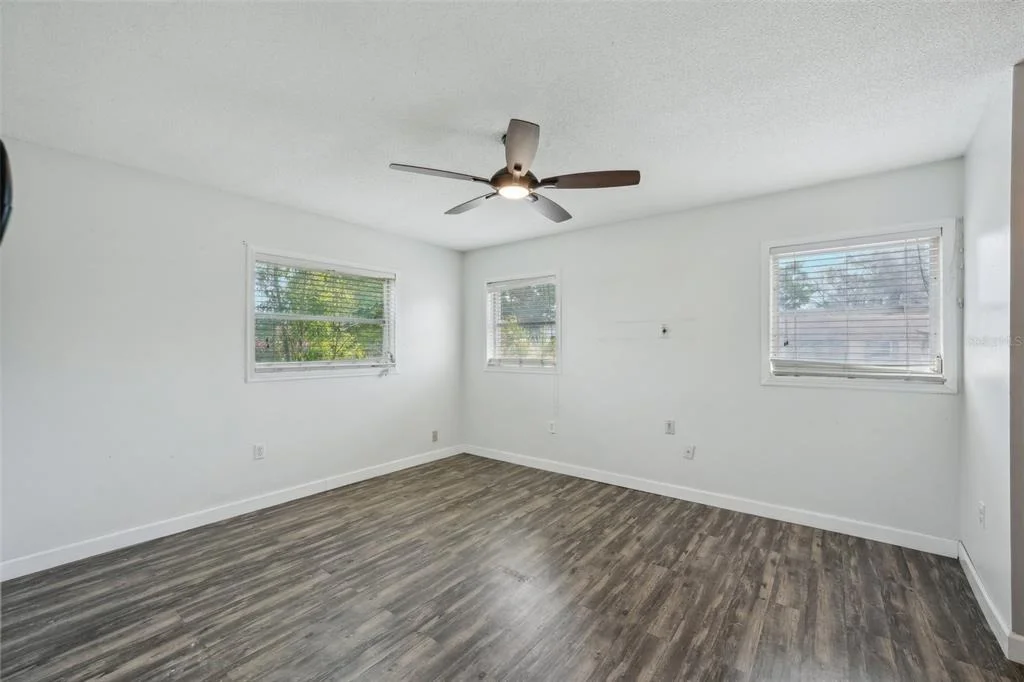 Photo of 503 HOLT CIRCLE