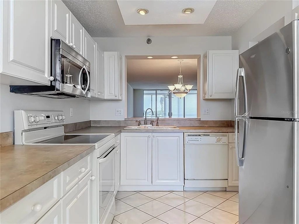 Photo of Unit 607 at 3740 PINEBROOK CIRCLE