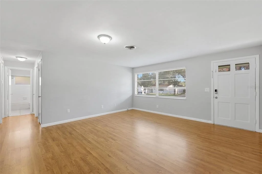 Photo of 1387 BELLEVUE BOULEVARD