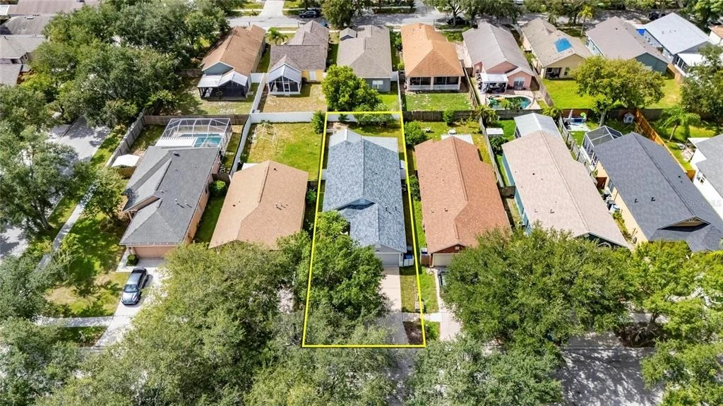 Photo of 7629 DEVONBRIDGE GARDEN WAY