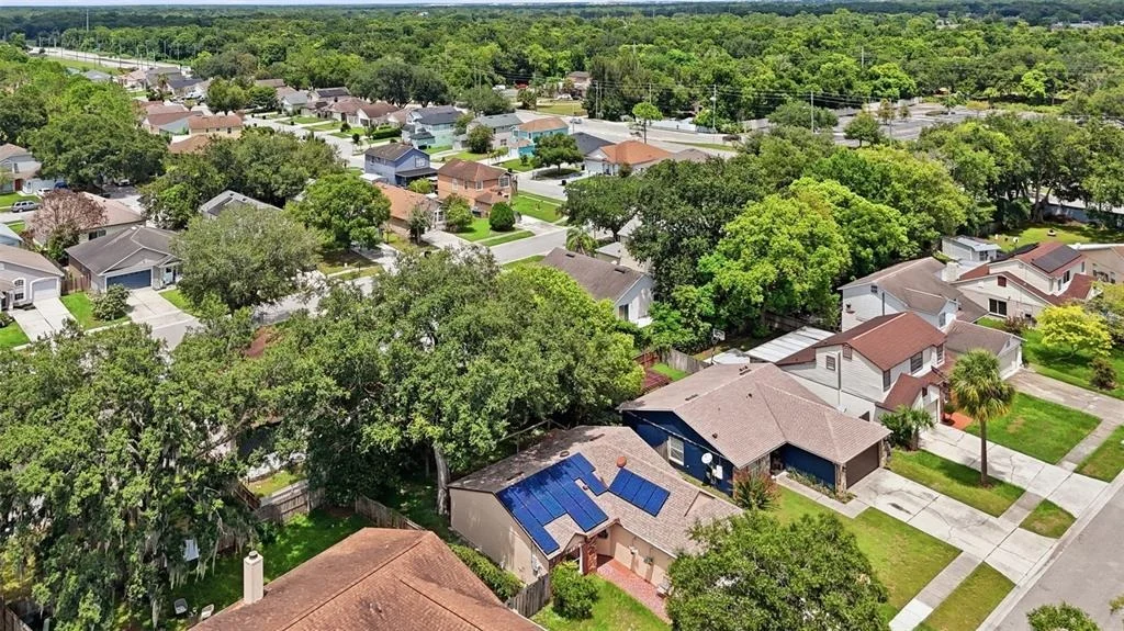 Photo of 723 OAK MANOR CIRCLE