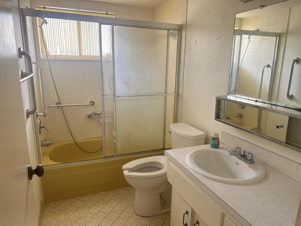 Photo of 5460 LEMON TREE LANE N