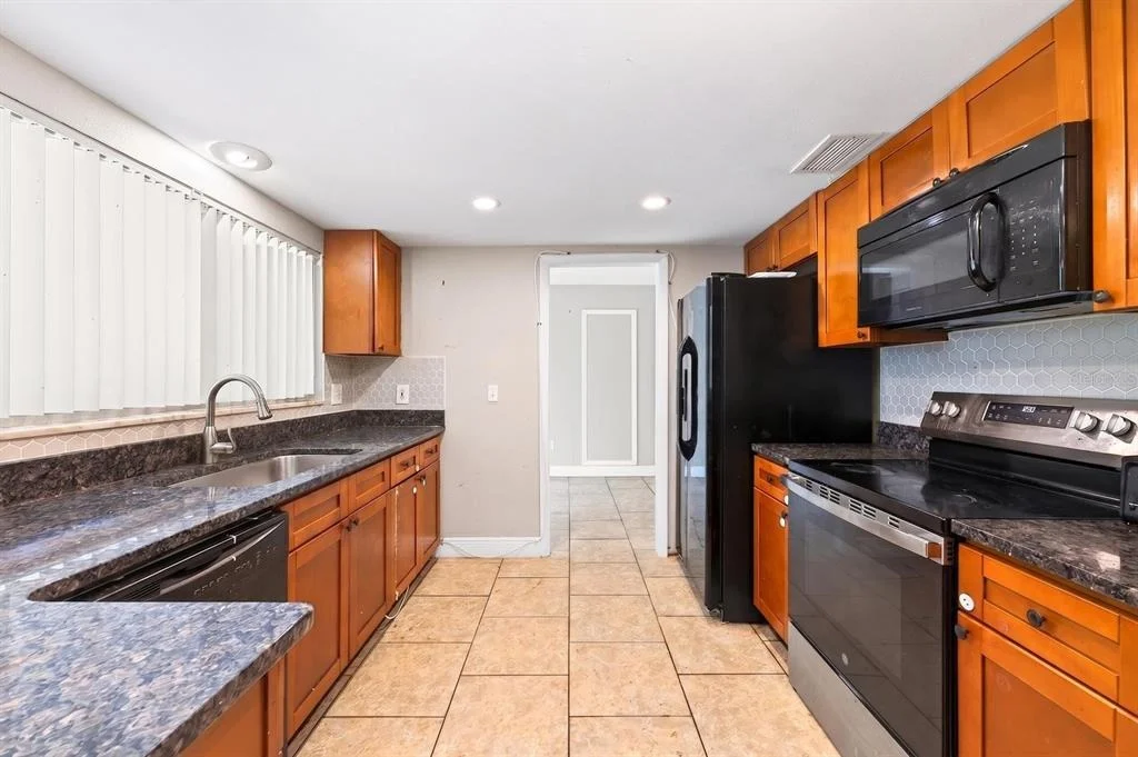 Photo of 6045 WEDGEWOOD CIRCLE