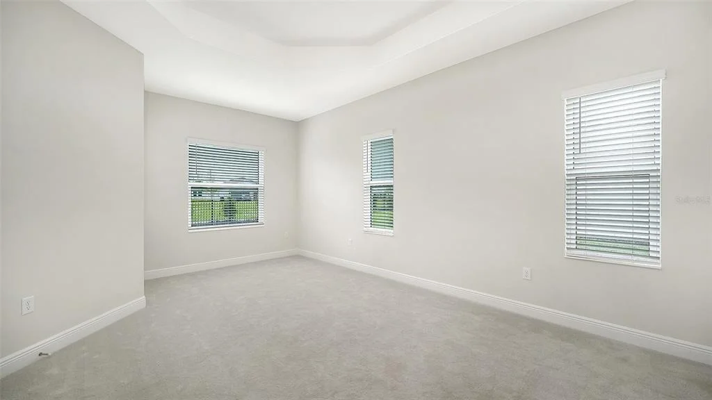 Photo of 10005 POWELL AVENUE