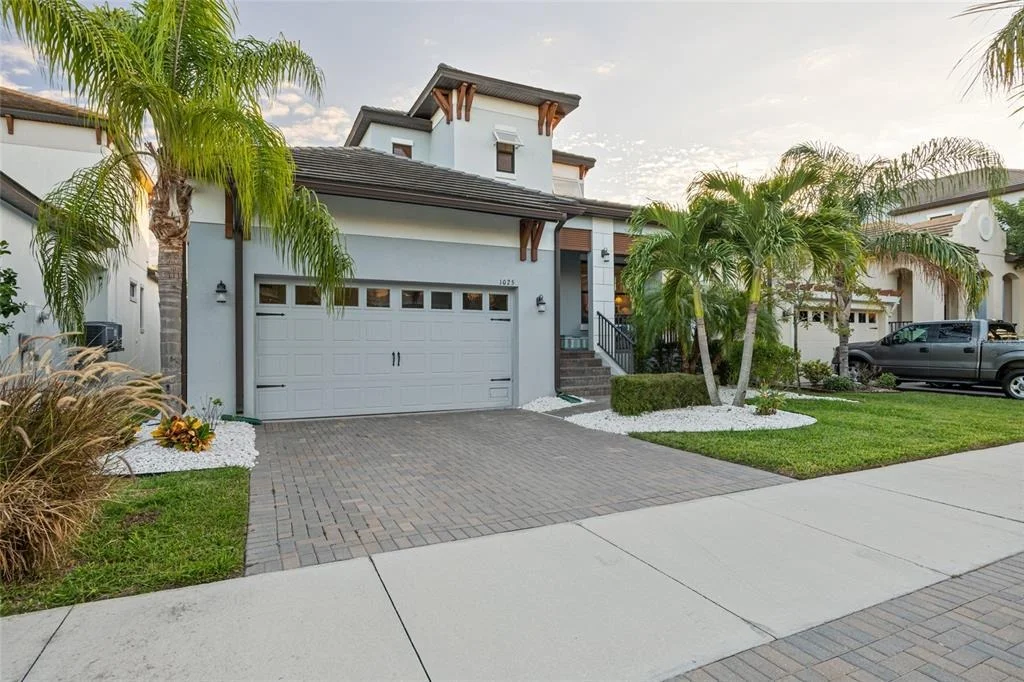 Photo of 1025 SEAGRAPE DRIVE