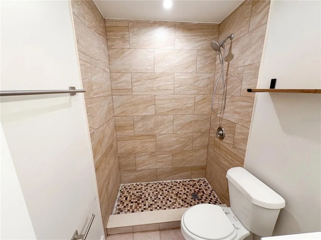 Photo of Unit 3 at 240 MOREE LOOP