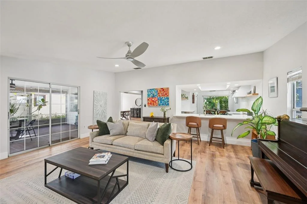 Photo of 6704 ARBOR OAKS DRIVE