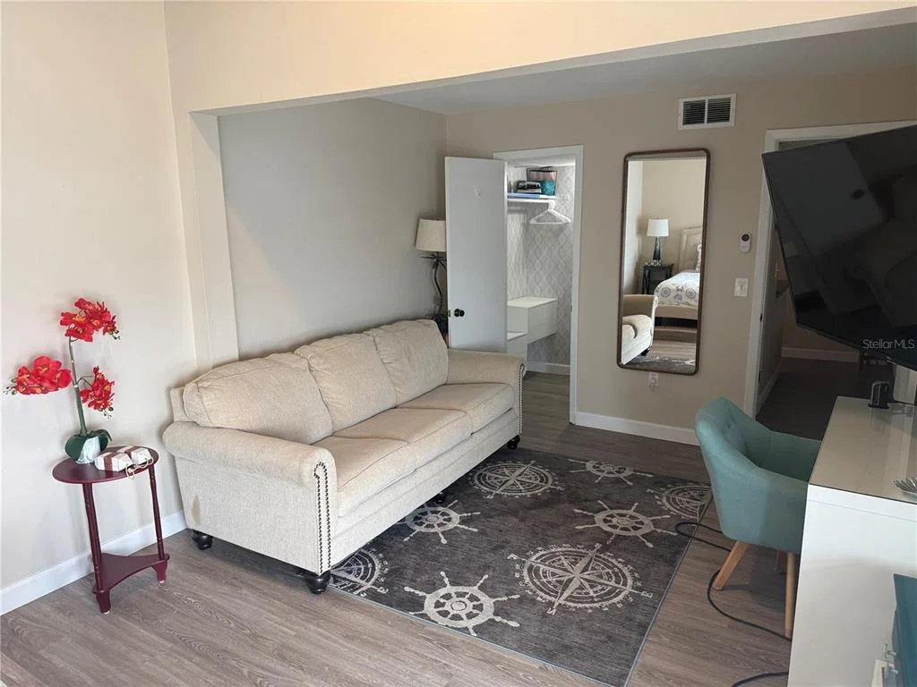 Photo of Unit H at 315 MEDALLION BOULEVARD