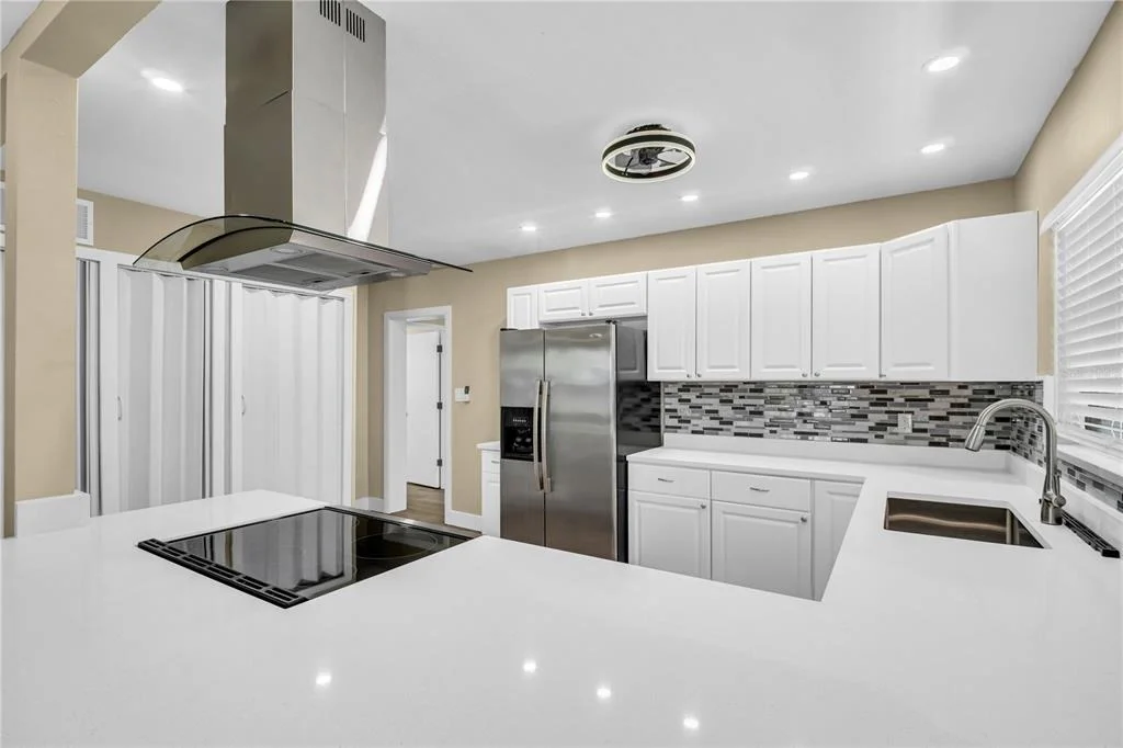 Photo of 1001 JASMINE WAY