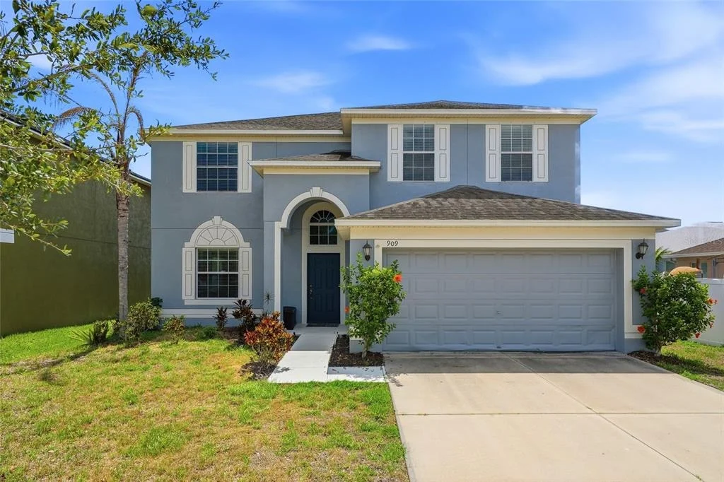 Photo of 909 MEADOW GLADE DRIVE