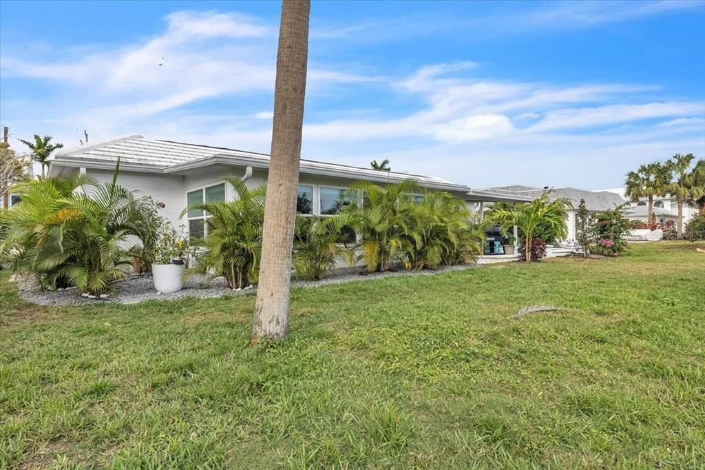 Photo of 904 INLET CIRCLE
