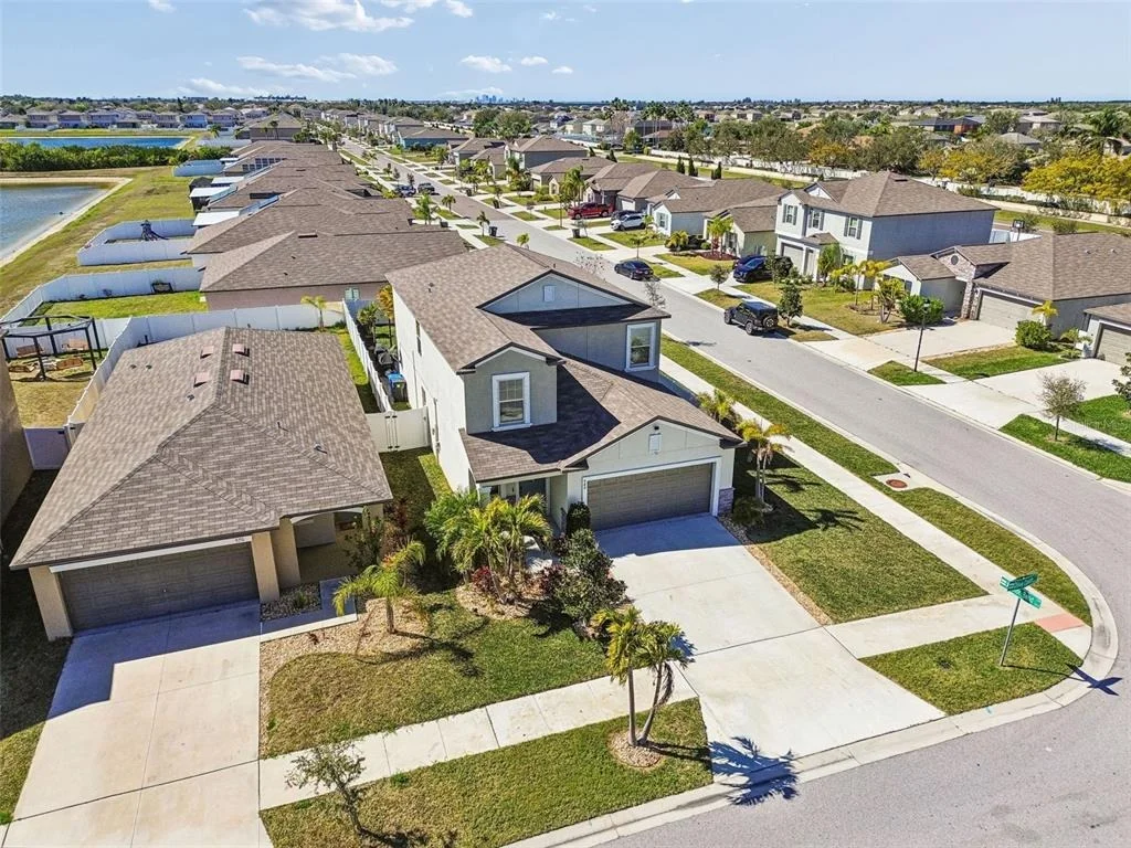 Photo of 984 OLIVE CONCH STREET