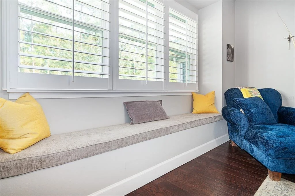 Photo of 823 CREEKWOOD DRIVE
