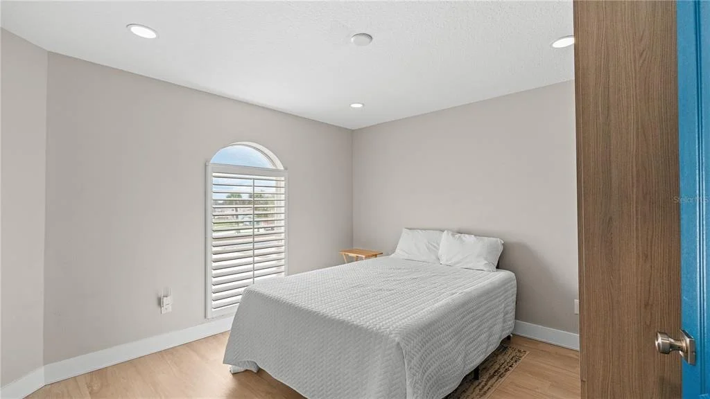 Photo of Unit 4 at 3400 OCEAN SHORE BOULEVARD